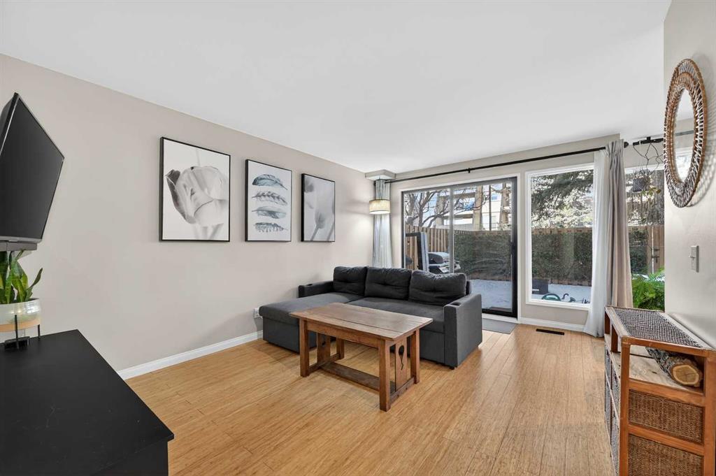 #5 111 Grier Terrace NE, Calgary, Alberta, T2K 5Y6