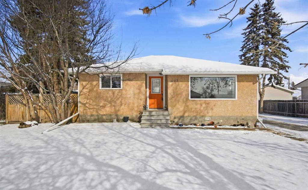 1122 Centre Street, Carstairs, Alberta, T0M0N0