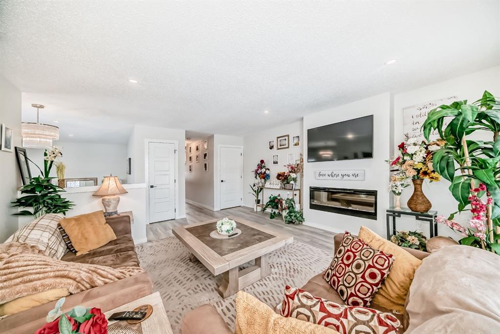 158 Chinnok Gate Boulevard SW, Airdrie, Alberta, t4b3x8