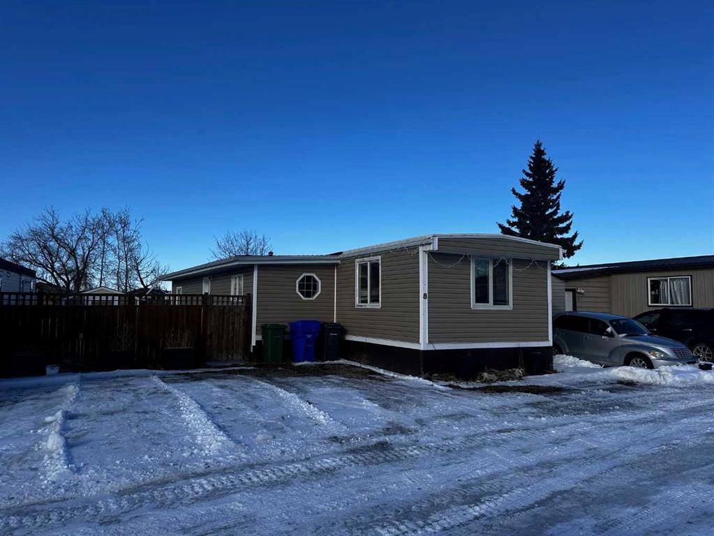 #8 5103 61 Avenue, Olds, Alberta, T4H1E6