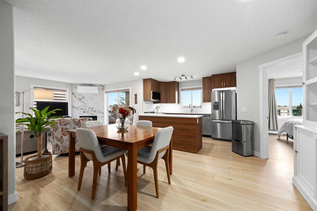 #8429 304 Mackenzie Way SW, Airdrie, Alberta, T4B 3H8