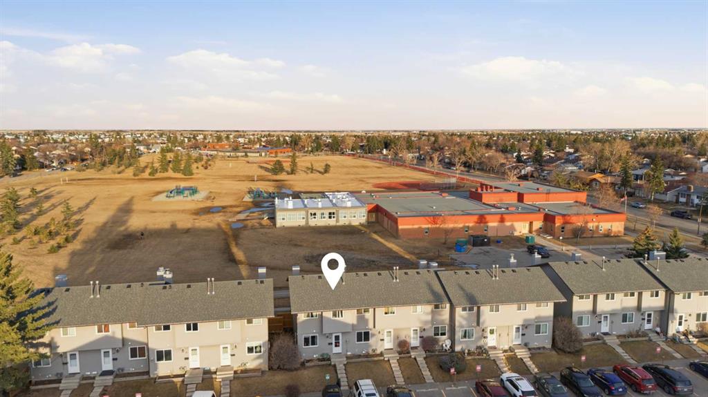 6020 temple Road NE, Calgary, Alberta, t1y4r5