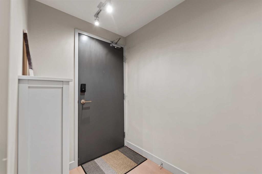 #2806 1010 6 Street SW, Calgary, Alberta, T2R 1B4