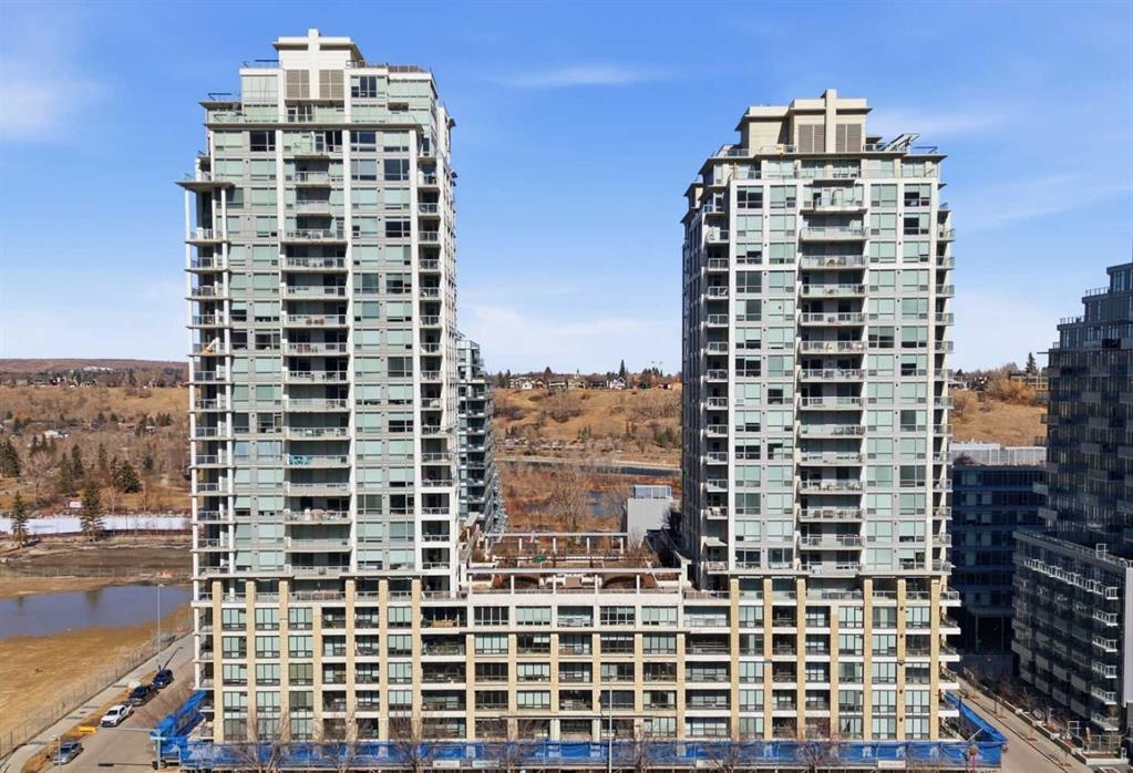 #825 222 Riverfront Avenue SW, Calgary, Alberta, T2P 0X2