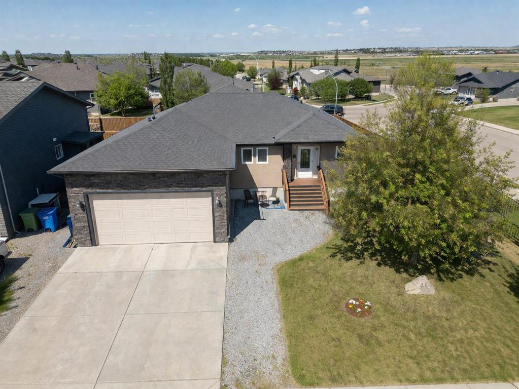 431 Carriage Lane Crossing, Carstairs, Alberta, T0M 0N0