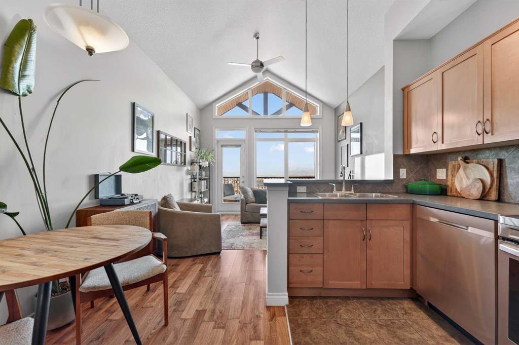 #10 169 Rockyledge View NW, Calgary, Alberta, T3G 6B1