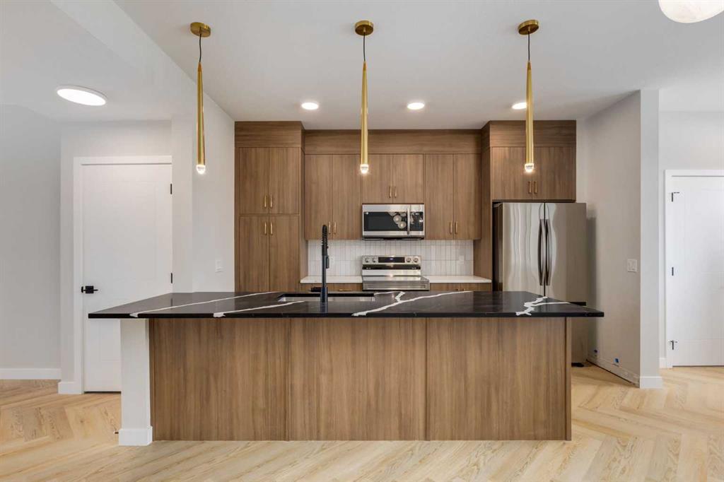 39 Andalusian Road, Cochrane, Alberta, T4C 3B7