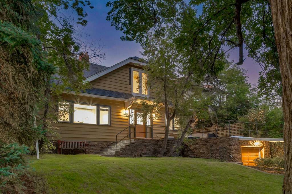 1424 premier Way SW, Calgary, Alberta, T2T 1L9