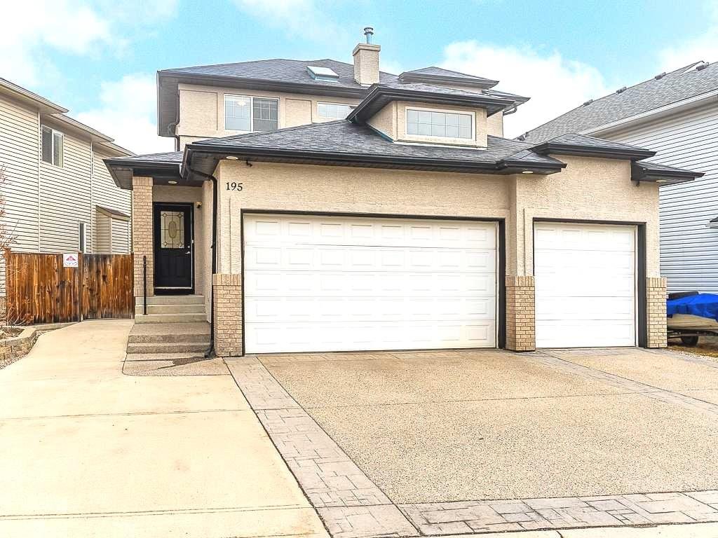 195 Royal Birkdale Crescent NW, Calgary, Alberta, T3G 5R7