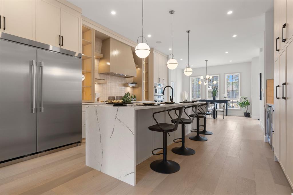 3110 40 Street SW, Calgary, Alberta, T3E3J8