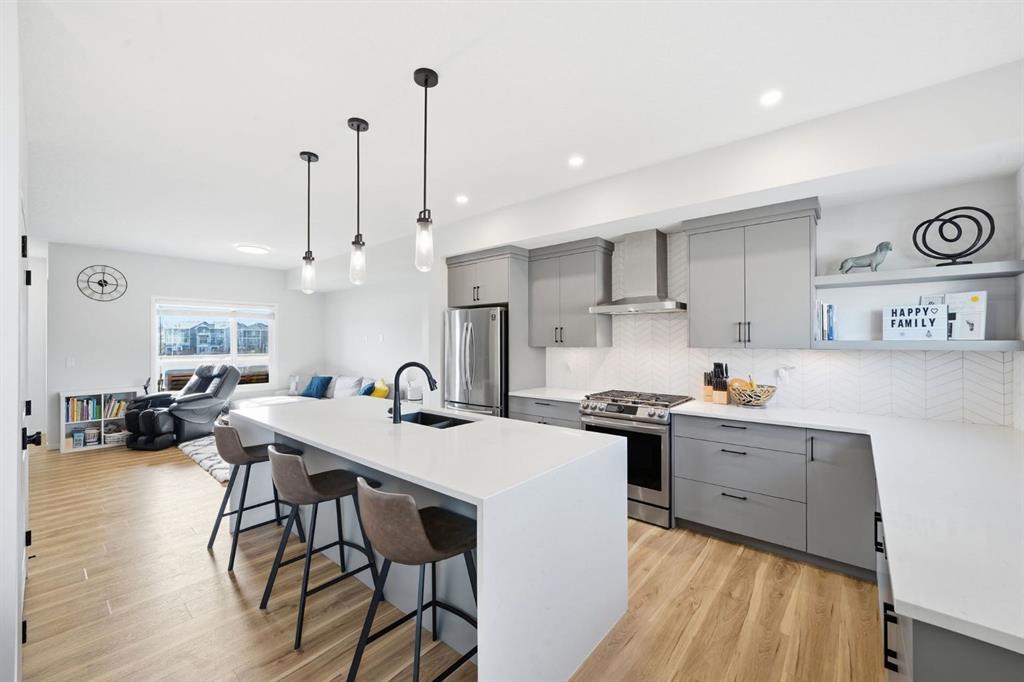 108 Harvest Grove Walk NE, Calgary, Alberta, T3K 2P3