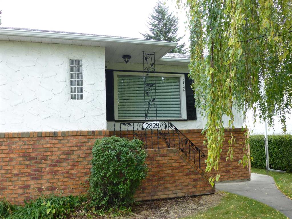 2828 25A Street SW, Calgary, Alberta, T3E 1Z6