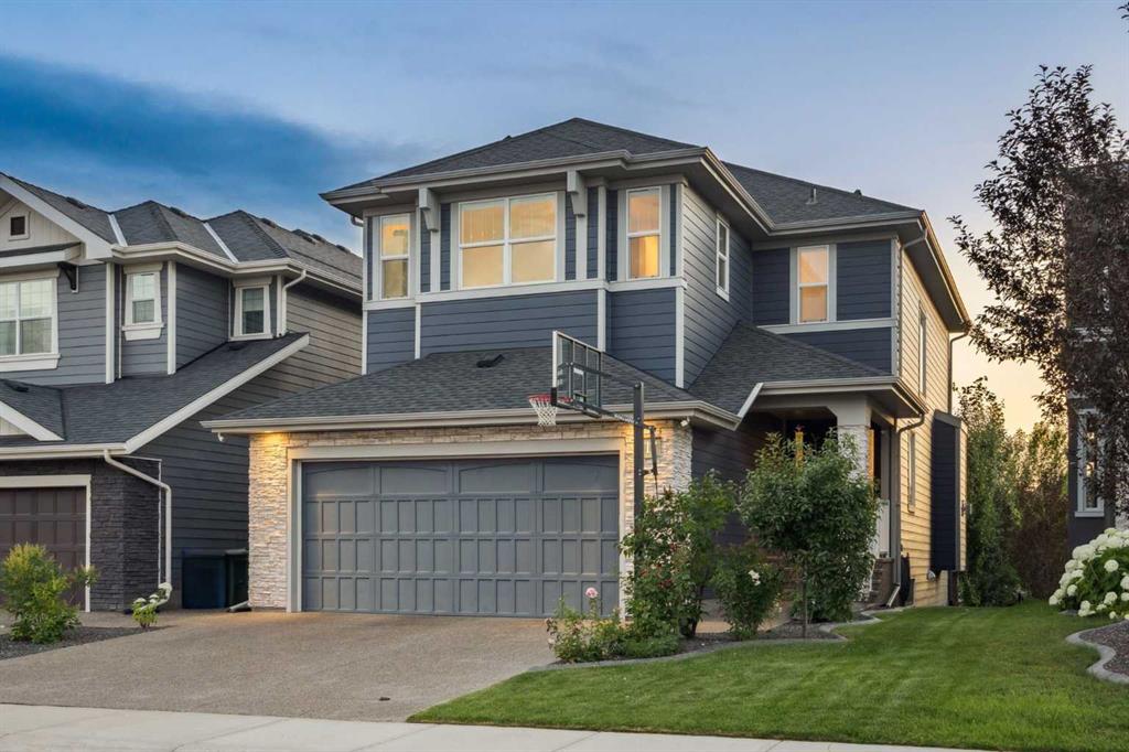 117 West Grove Point SW, Calgary, Alberta, T3H 1V3