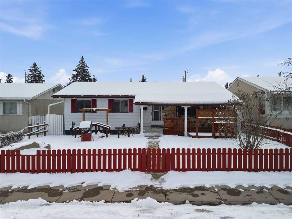 4911 Marcombe Road NE, Calgary, Alberta, T2A 3G4