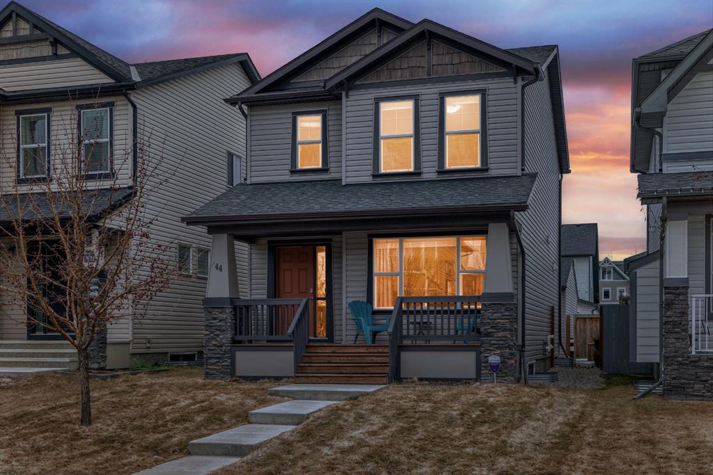 44 LEGACY Crescent SE, Calgary, Alberta, T2X 0W5