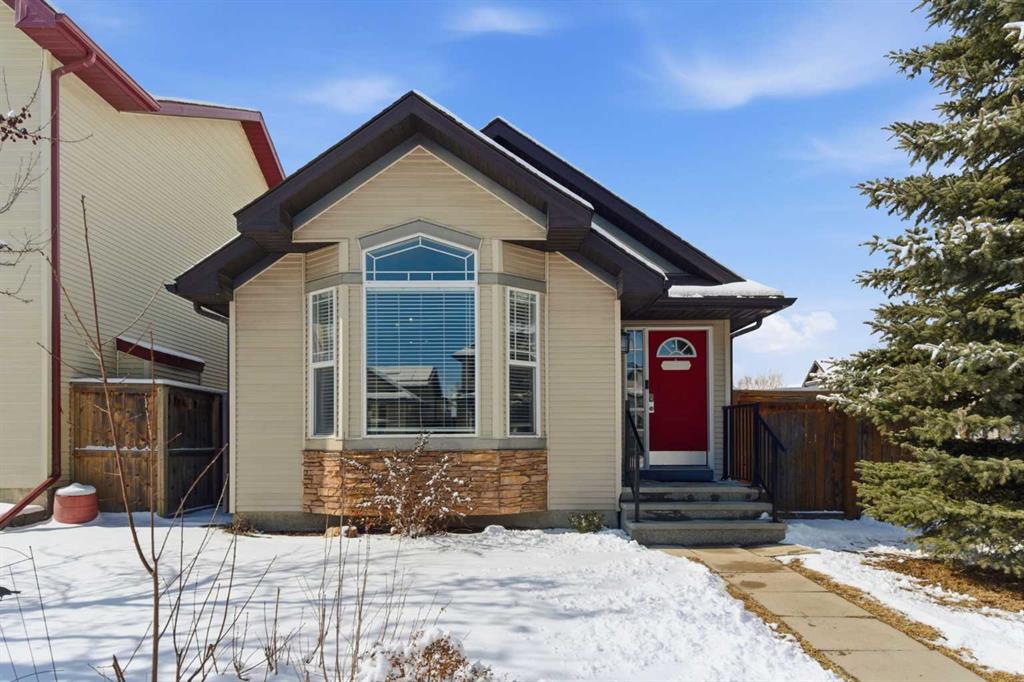 90 Cranberry Square, Calgary, Alberta, T3M 1J5