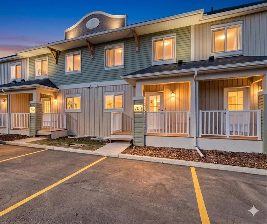 703 Clover Road, Carstairs, Alberta, T0M0N0