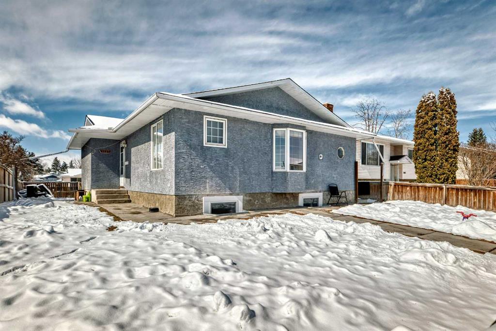3803 49 Street NE, Calgary, Alberta, T1Y 1Y5