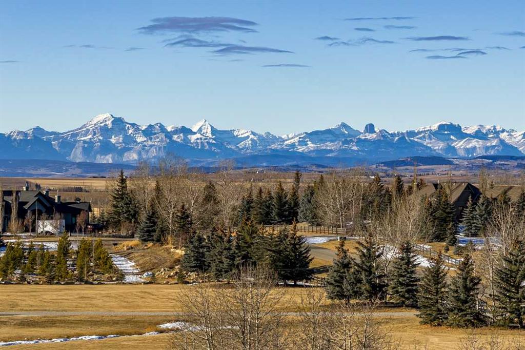 262076 Range Road 33, Rural Rocky View County, Alberta, T4C 0G6