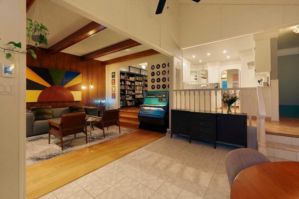 4111 15 Street SW, Calgary, Alberta, T2T 4B1