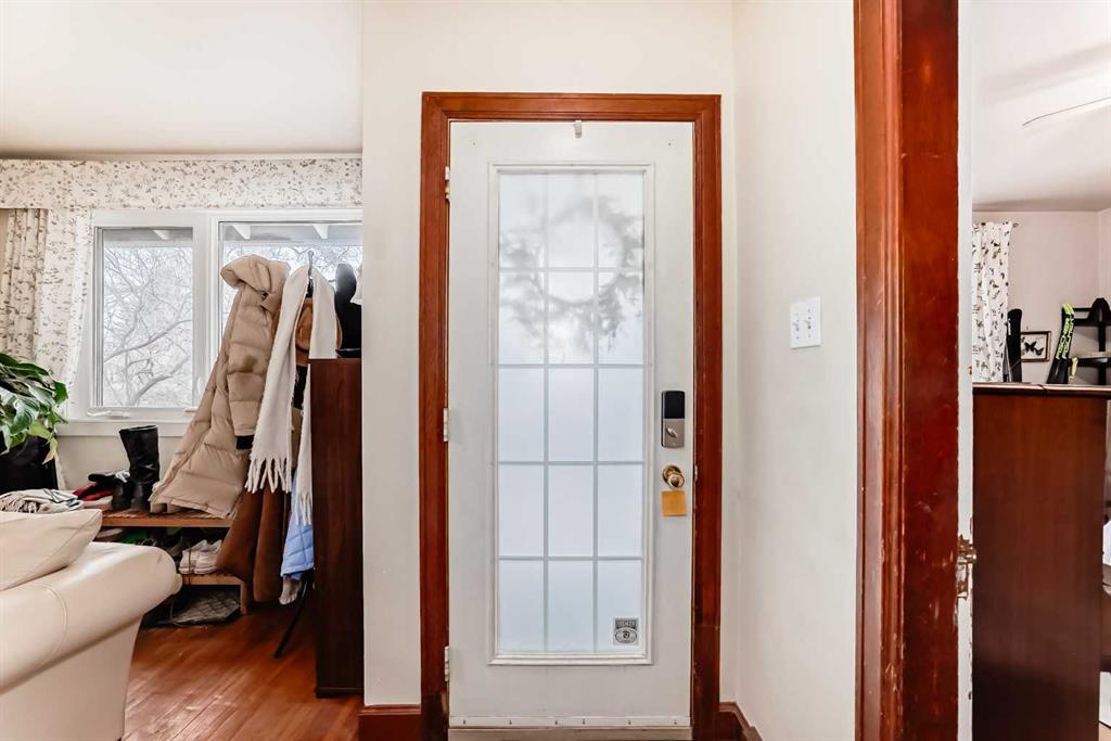 1628 16 Street SE, Calgary, Alberta, T2G 3P7