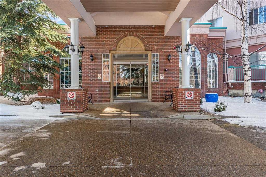 #302 200 Lincoln Way SW, Calgary, Alberta, T3E 7G7