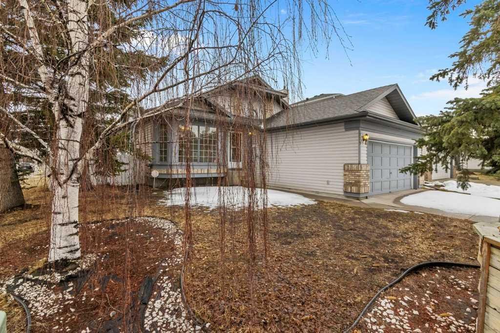 179 Sunlake Way SE, Calgary, Alberta, T2X 3H4