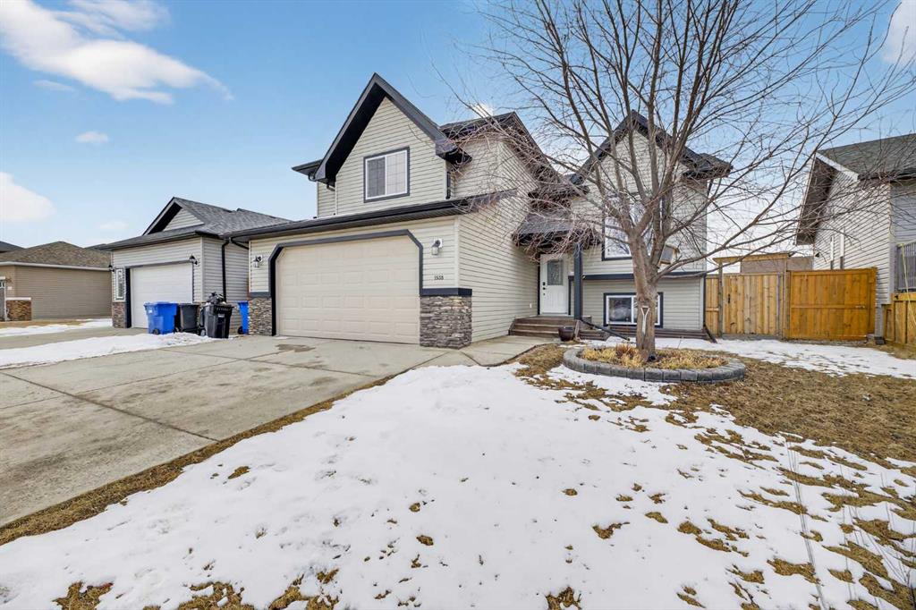 1533 Mcalpine Street, Carstairs, Alberta, T0M 0N0