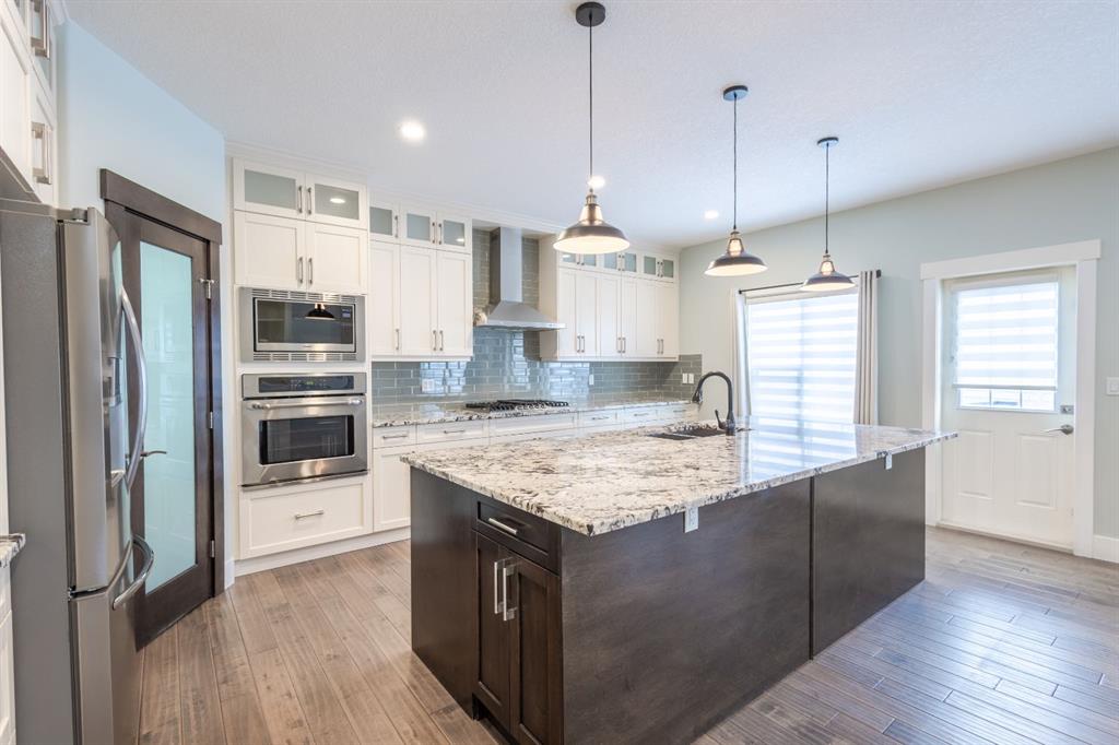 148 Baysprings Court SW, Airdrie, Alberta, T4B3X7