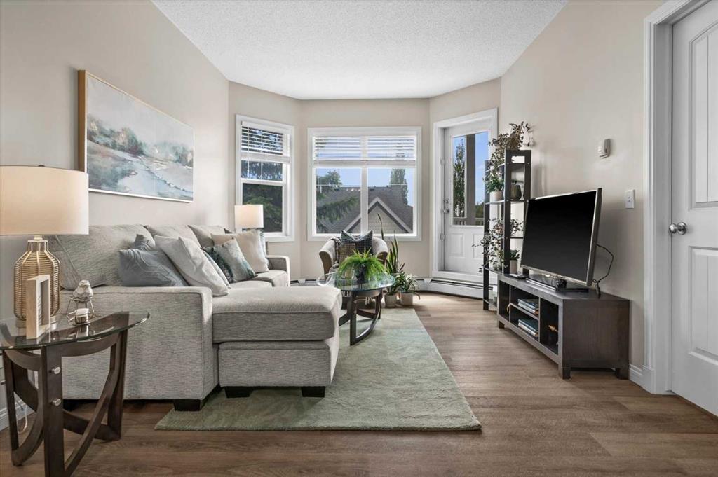 #219 8 Prestwick Pond Terrace SE, Calgary, Alberta, T2Z 4P3