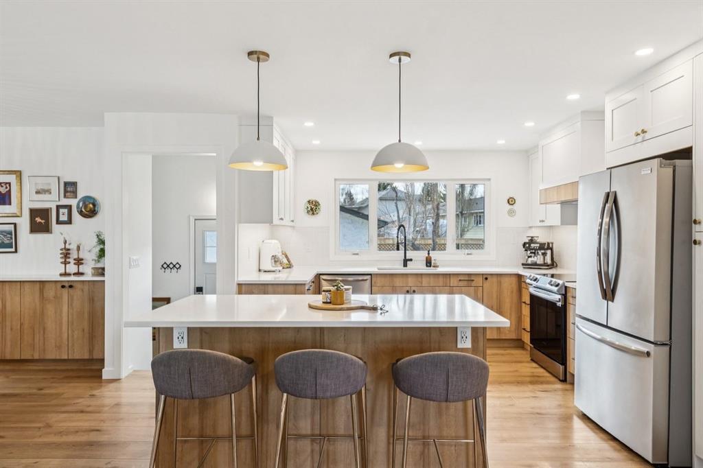 931 Parkwood Drive SE, Calgary, Alberta, T2J 3W9