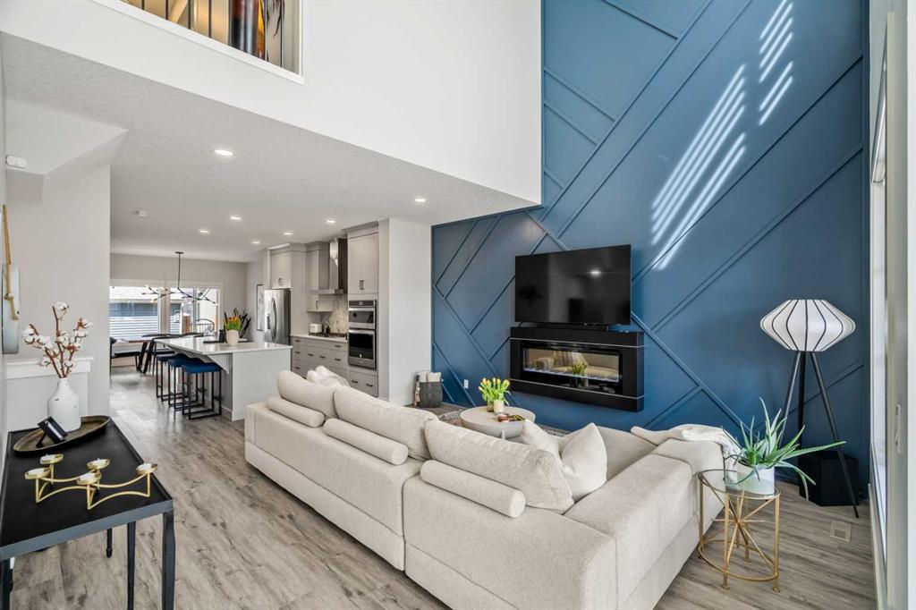 262 Belmont Heath SW, Calgary, Alberta, T2X 4N4