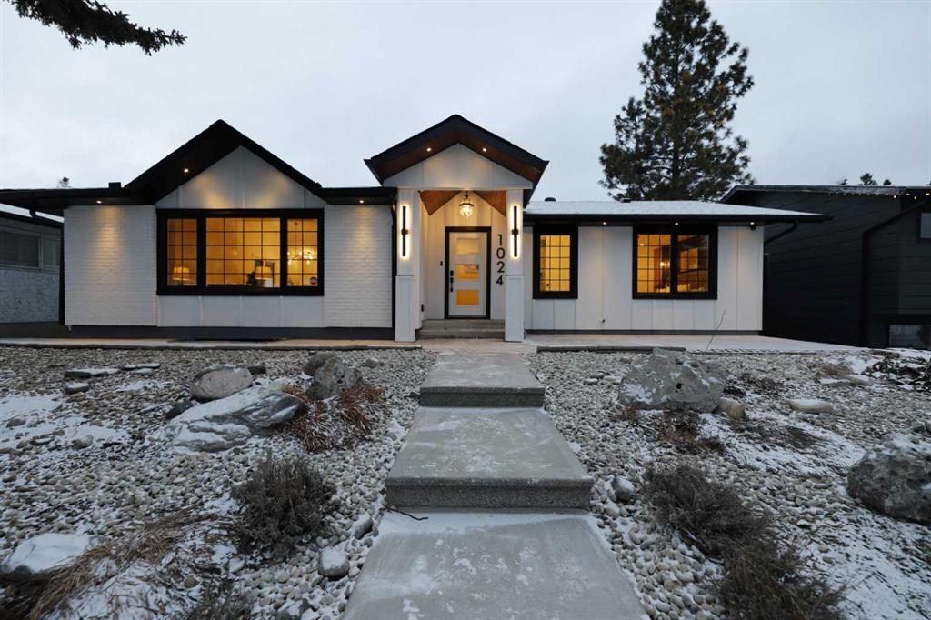 1024 Lake Christina Way SE, Calgary, Alberta, T2J 2R3