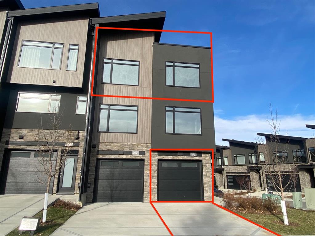 259 Royal Elm Road NW, Calgary, Alberta, T3G 0G8