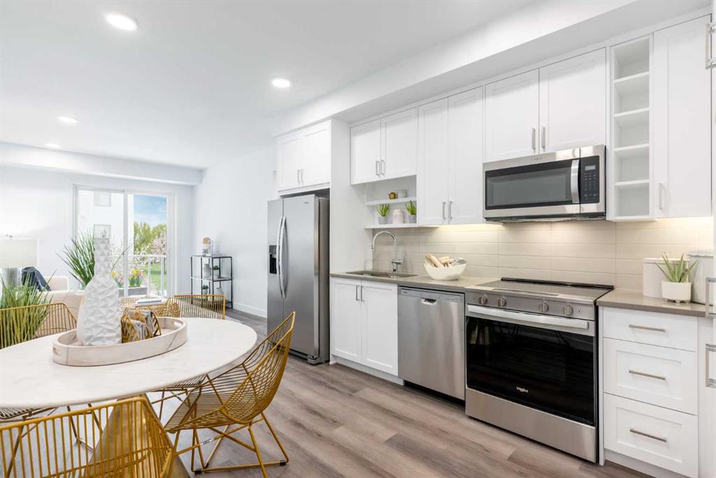 #301 3107 Warren Street NW, Calgary, Alberta, T3B 6N7