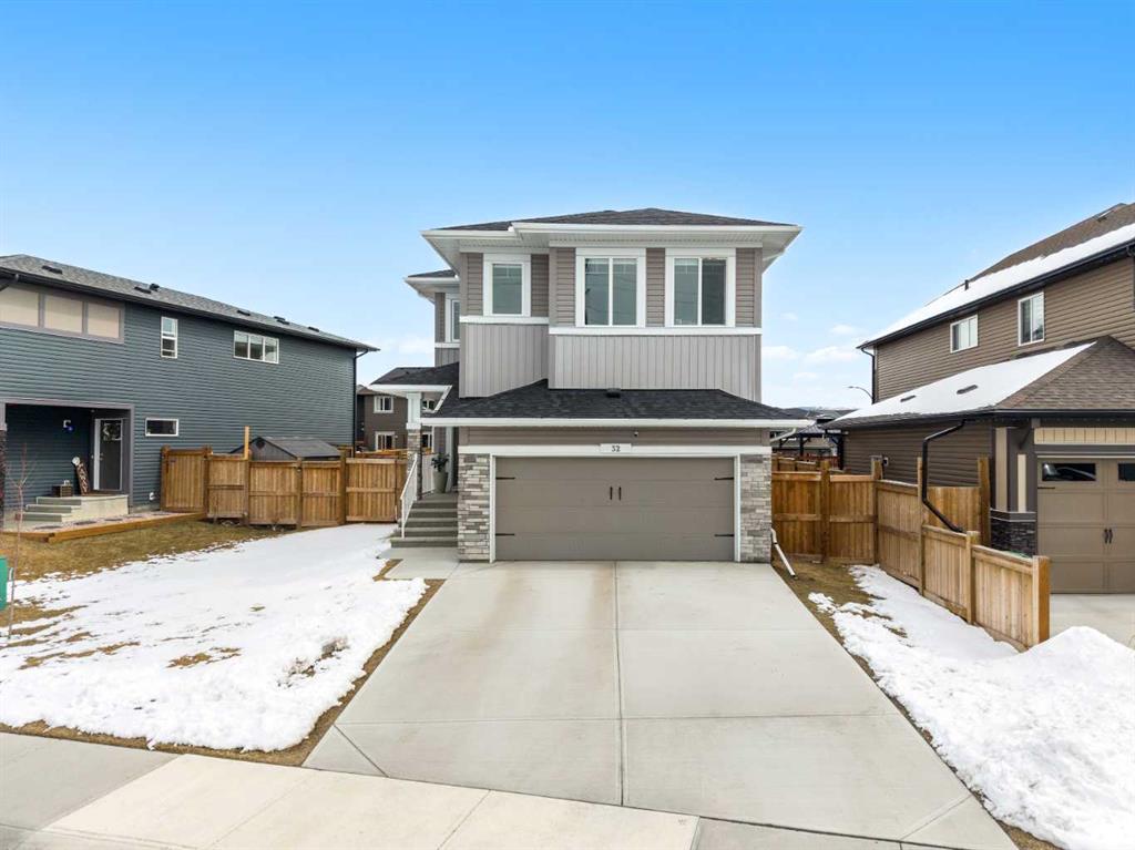 32 Paint Horse Crescent, Cochrane, Alberta, T4C2V7