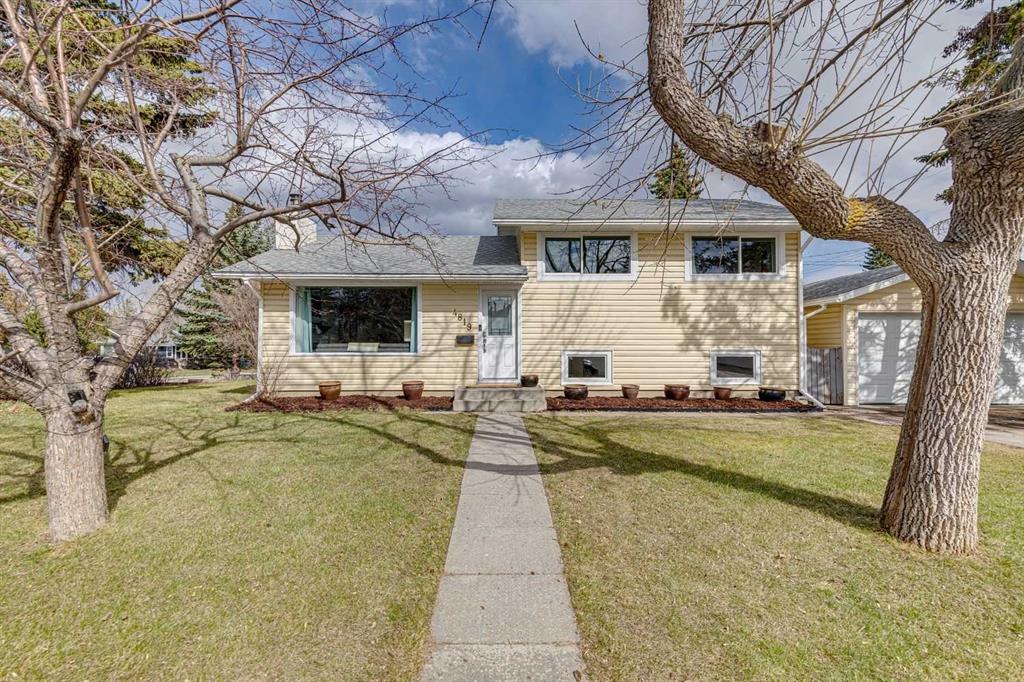 4819 30 Avenue SW, Calgary, Alberta, T3E 0V3