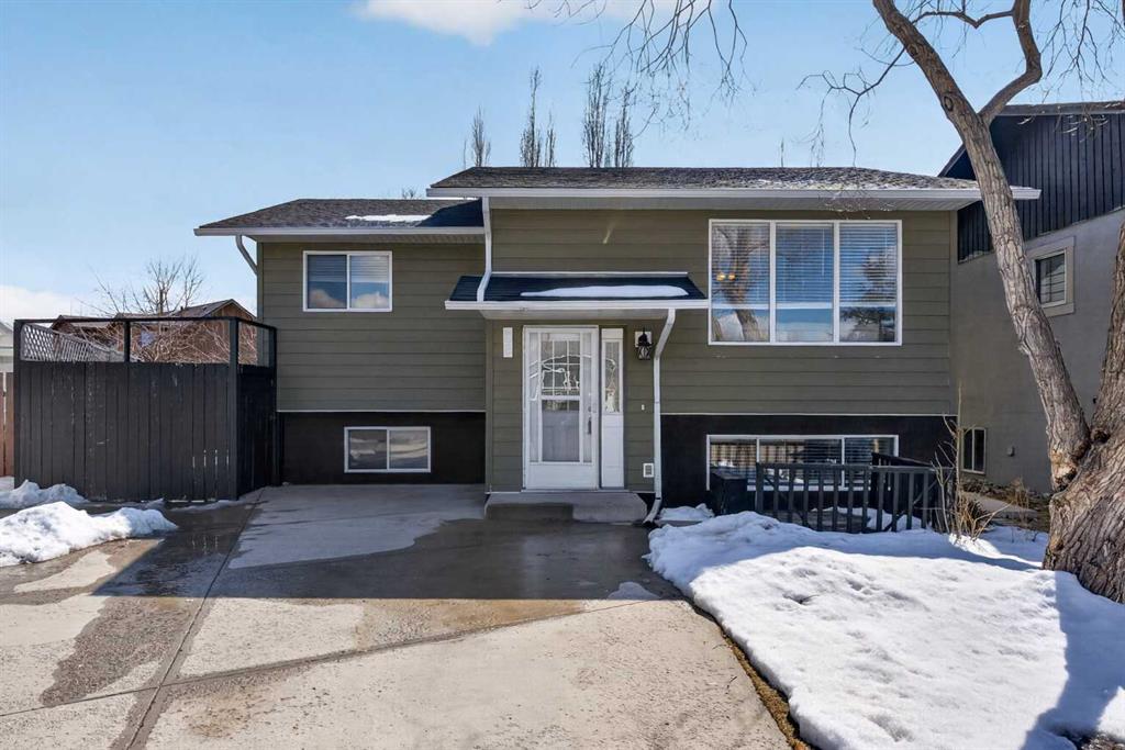 32 Fallingworth Court NE, Calgary, Alberta, T3J1G4