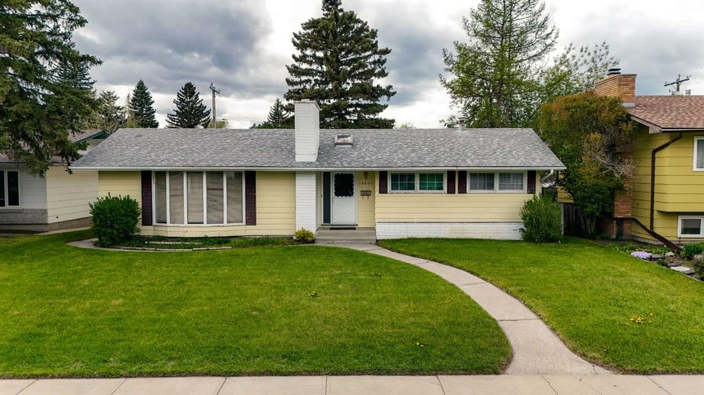 10823 Maplecreek Drive SE, Calgary, Alberta, T2J 1V4