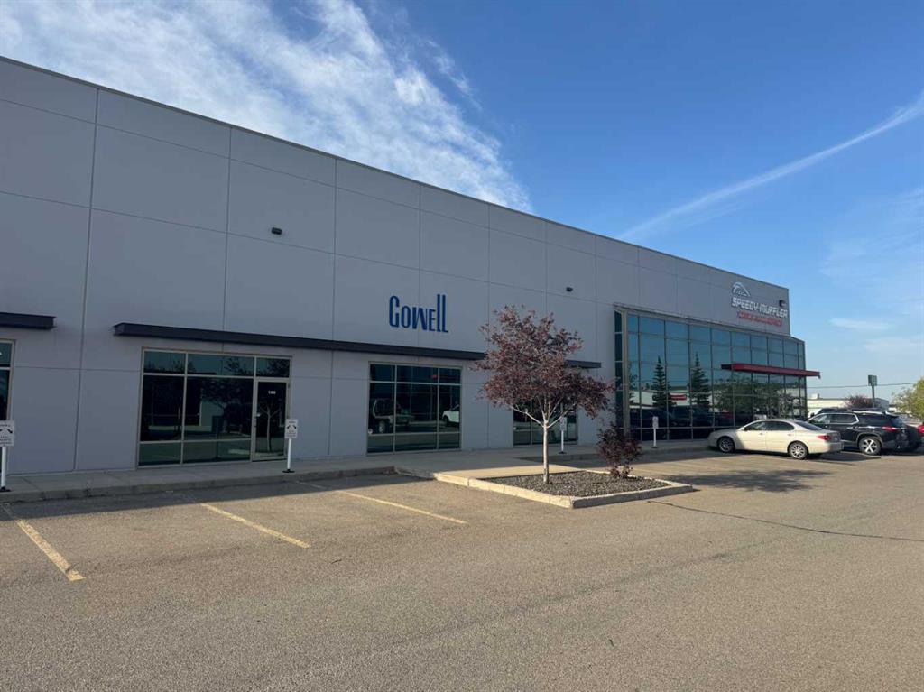 #103 118 East Lake Boulevard NE, Airdrie, Alberta, T4A 2G2