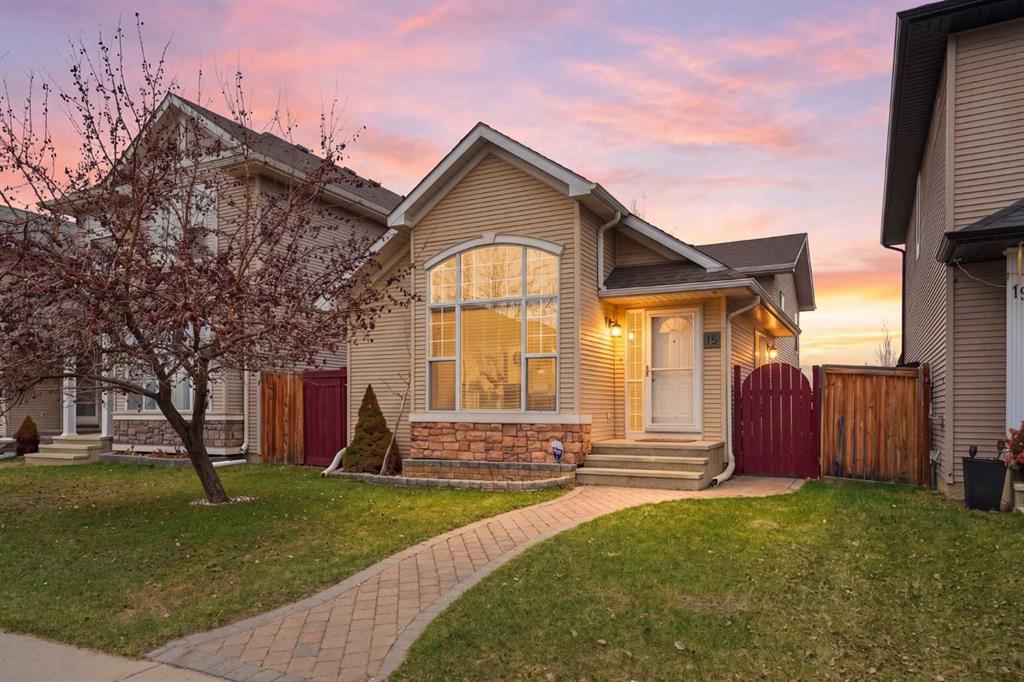 15 Cranberry Square SE, Calgary, Alberta, T3M 1J4