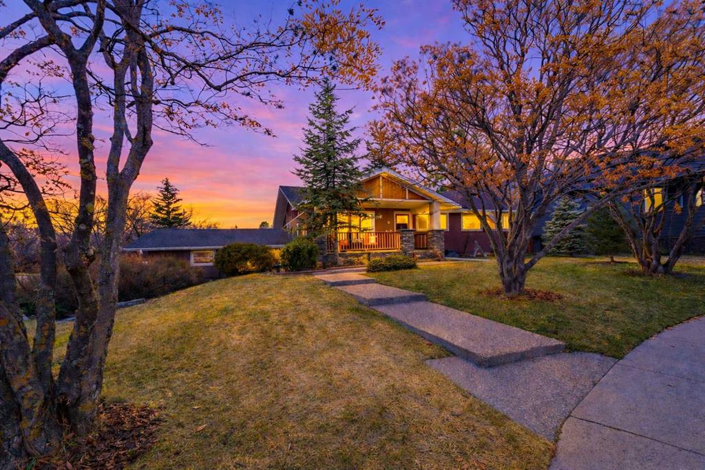 6 Grove Hill Place SW, Calgary, Alberta, T3E 4G9