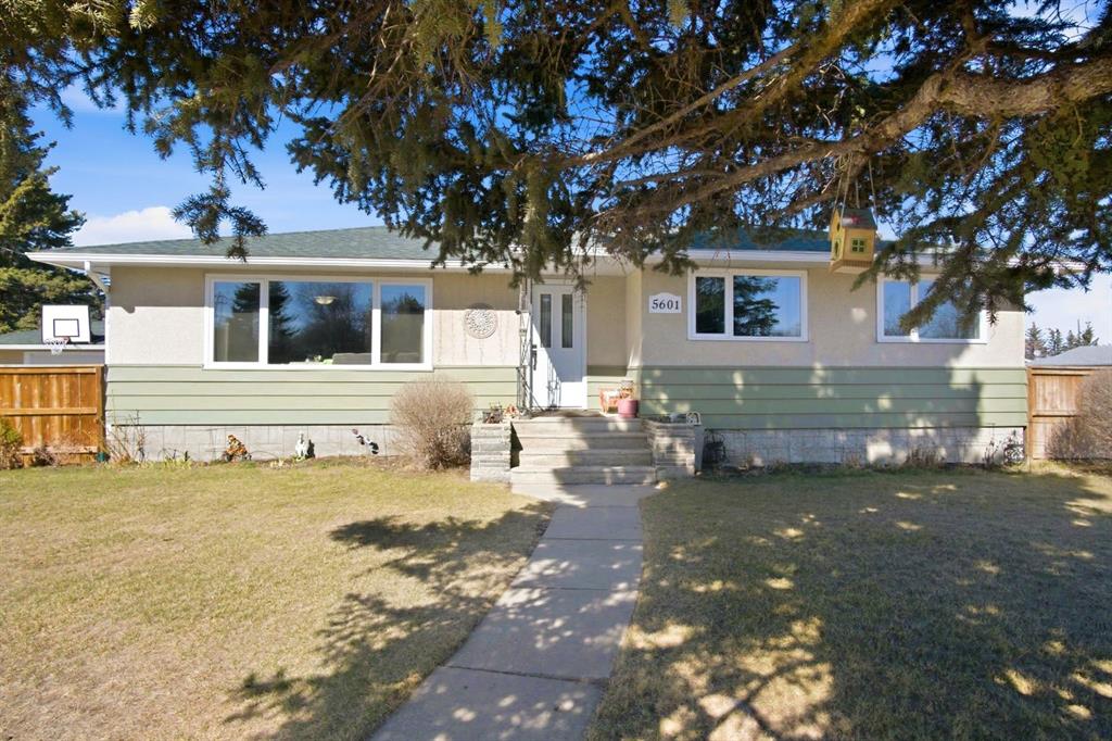 5601 51 Street, Olds, Alberta, T4H 1H9