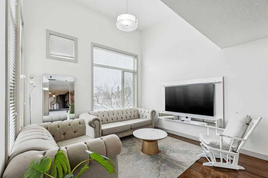 #201 1905 27 Avenue SW, Calgary, Alberta, T2T1H6