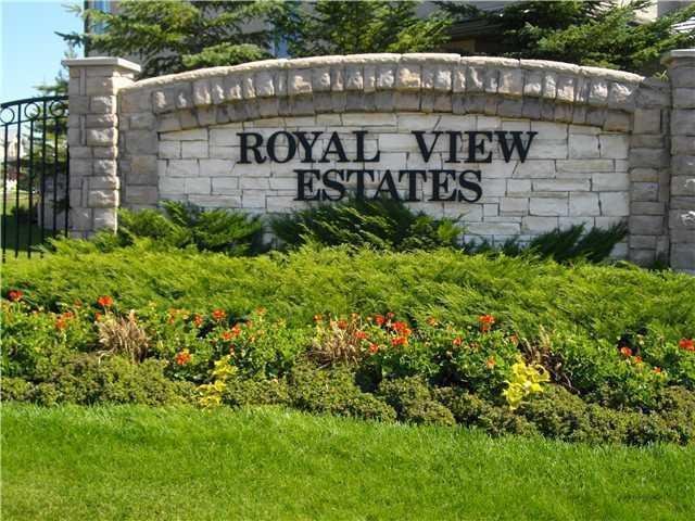 42 Royal Crest Point NW, Calgary, Alberta, T3G5W5