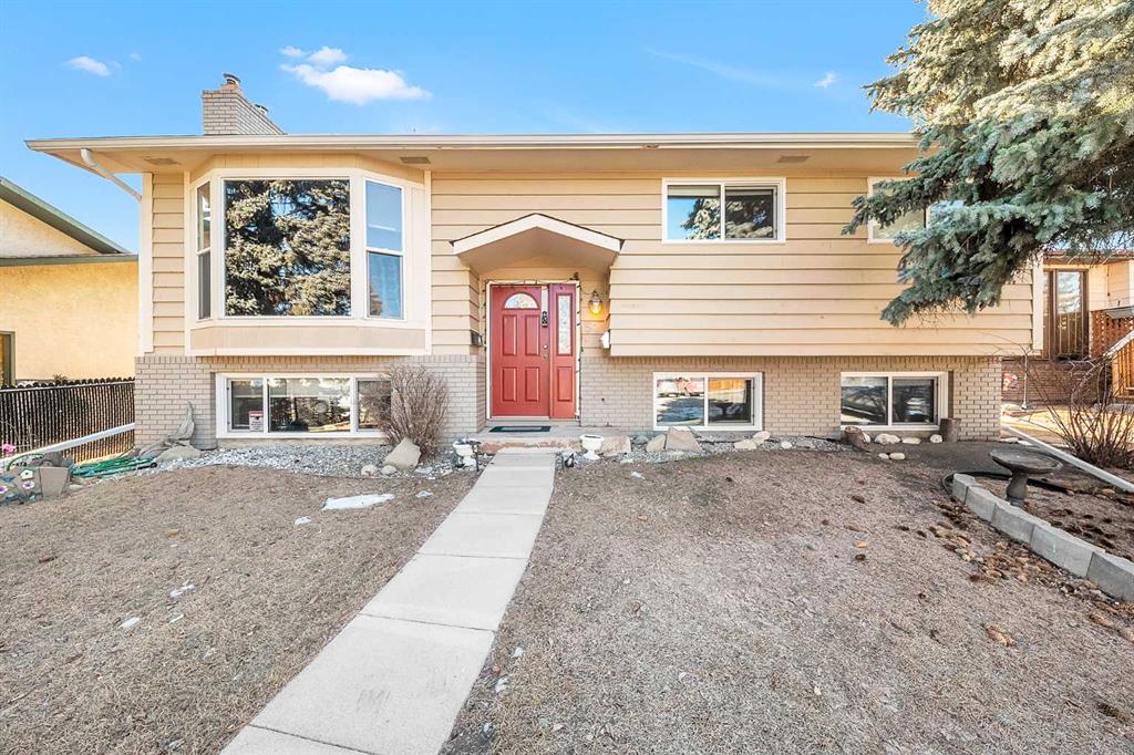 51 Bermondsey Place NW, Calgary, Alberta, T3K1V6
