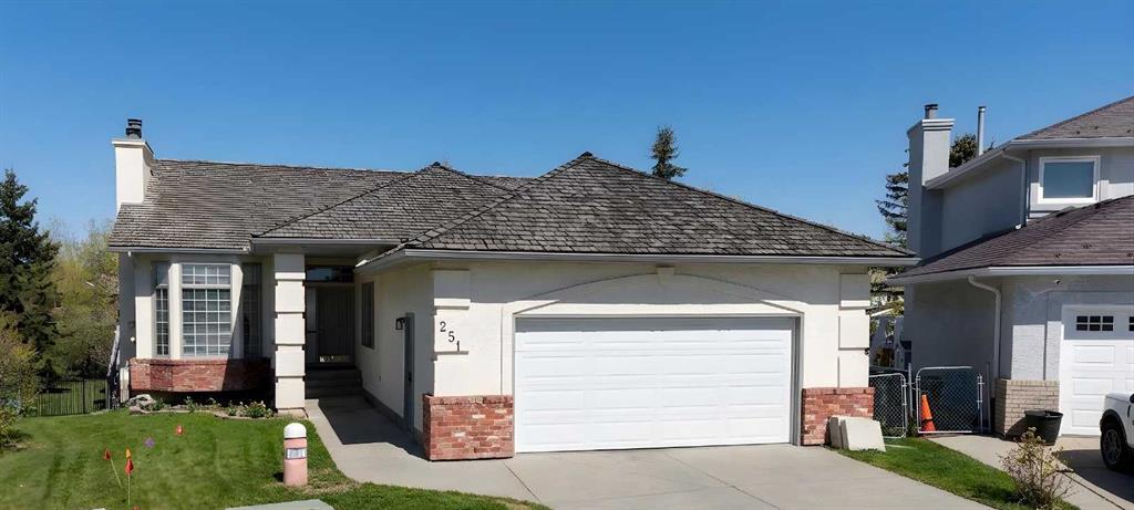 251 Hampshire Place NW, Calgary, Alberta, T3A 4Y7