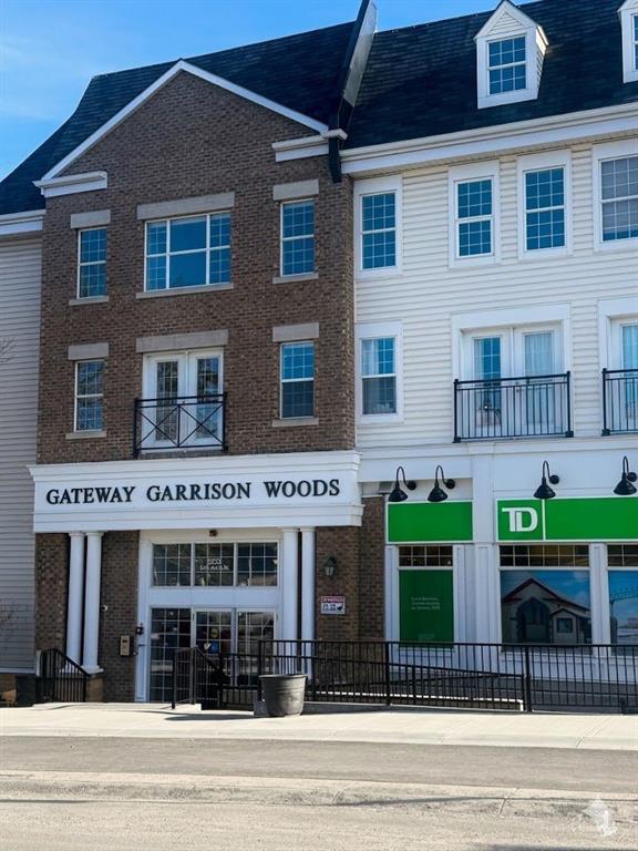 #223 2233 34 Avenue SW, Calgary, Alberta, T2T 6N2