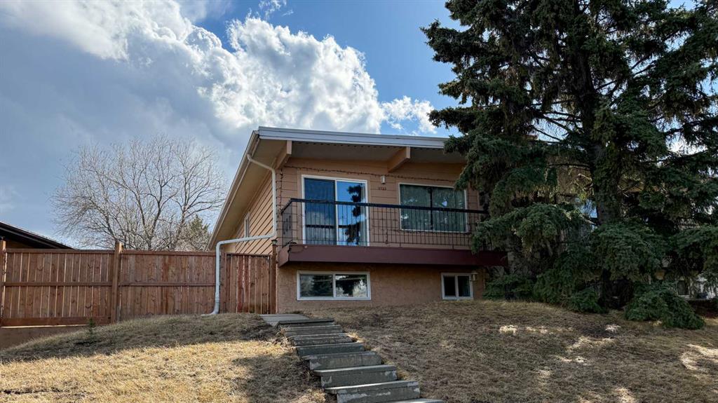 11723 Canfield Road SW, Calgary, Alberta, T2W 1J6