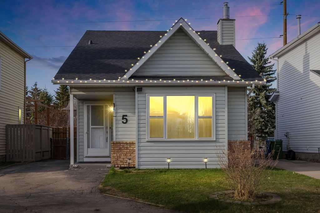 5 Shawglen Court SW, Calgary, Alberta, T2Y2R1
